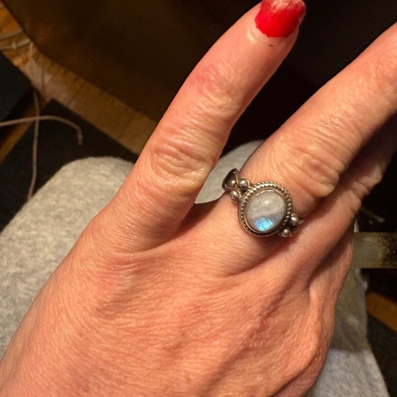 Elegant Silver Bracelet with White Accents - Picture 2 of 2